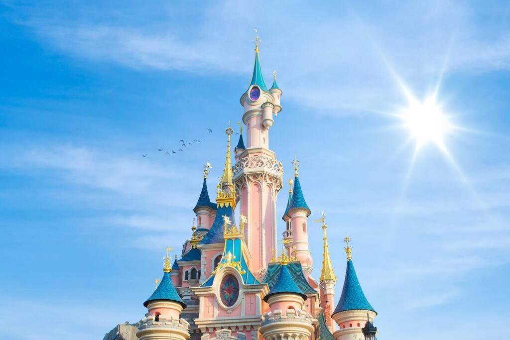 Les Paves De Prague - Appartement Pour 4 A 10 Minutes De Disneyland Paris Монтеврен Экстерьер фото